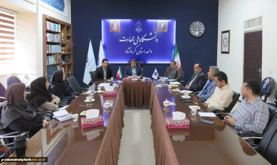 برگزاری جلسه شورای پژوهشی دانشگاه ملی مهارت استان کرمانشاه
