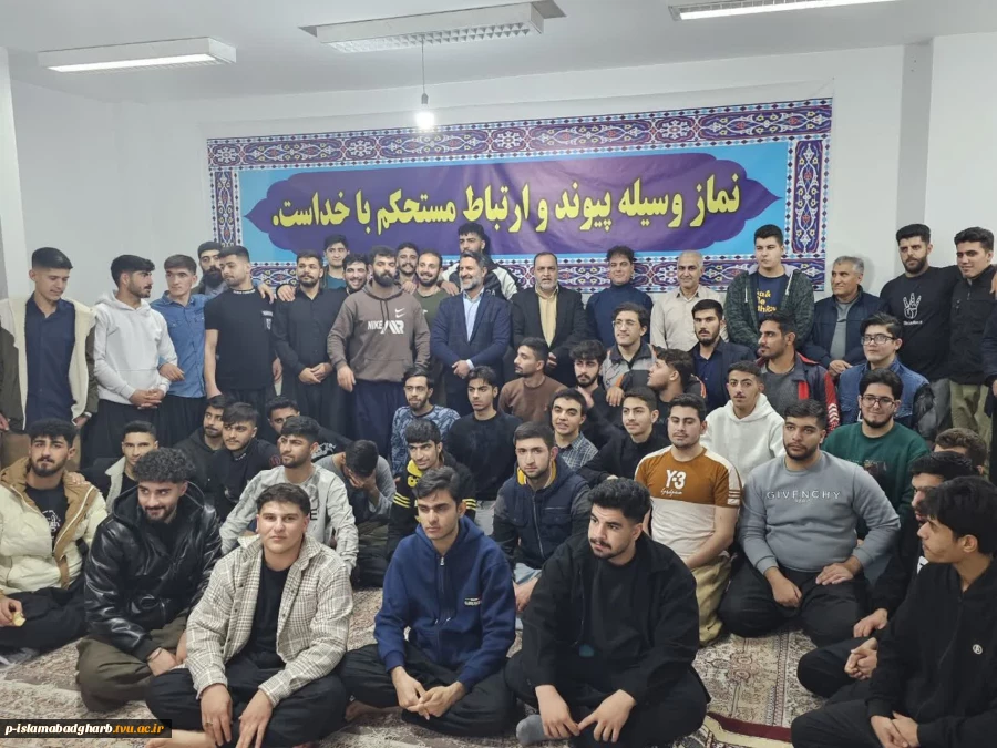 برگزاری مراسم جشن شب یلدادر خوابگاه احمدی روشن  3